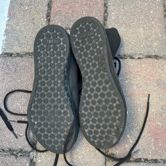 NOBULL 9.5 Women’s Sneakers - Picture 2 of 2